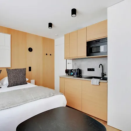 Casa vacanze Charming 2p - Place De La Republique Parigi